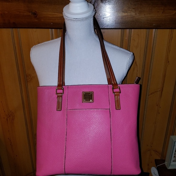 Dooney & Bourke Handbags - DOONEY BOURKE  LEXINGTON PEBBLED TOTE AND WALLET